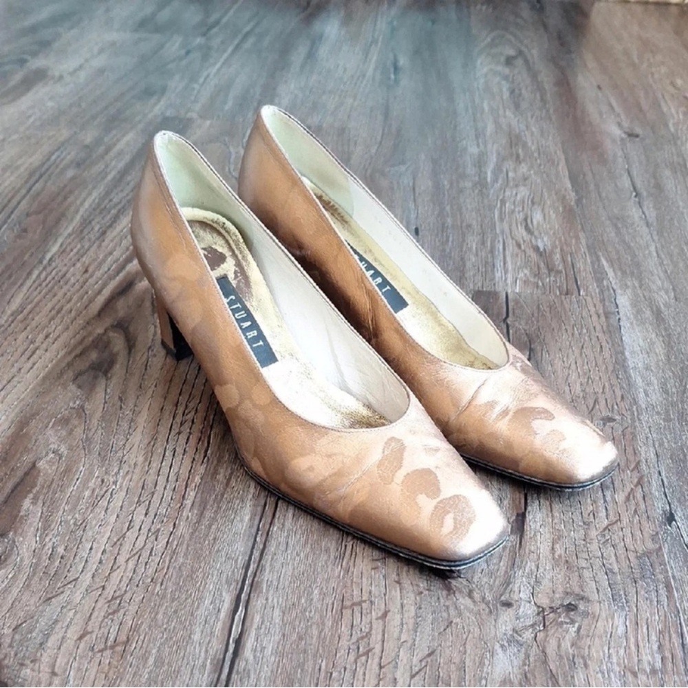 Stuart Weitzman Metallic Bronze Patterned Pumps - image 1